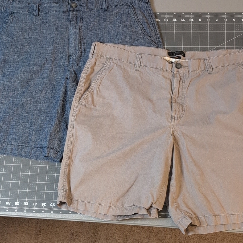 Marc Anthony Flat Front Shorts Blue and Tan